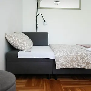 https://mieszkanie-sobieskiego.warsawhotelspoland.com